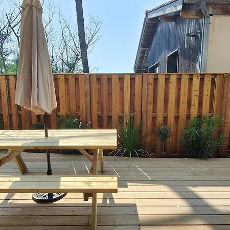 Jasmin Jacuzzi Piscine Appartement *