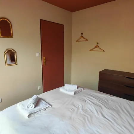 Jasmin Jacuzzi Piscine Appartement *